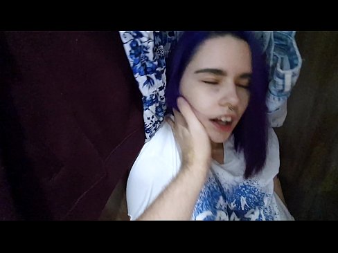 ❤️ Vaig trobar la meva germana a l'armari i la vaig ajudar a correr-se ❌ Vídeo porno al ca.nastypornpics-com.ru ❌️